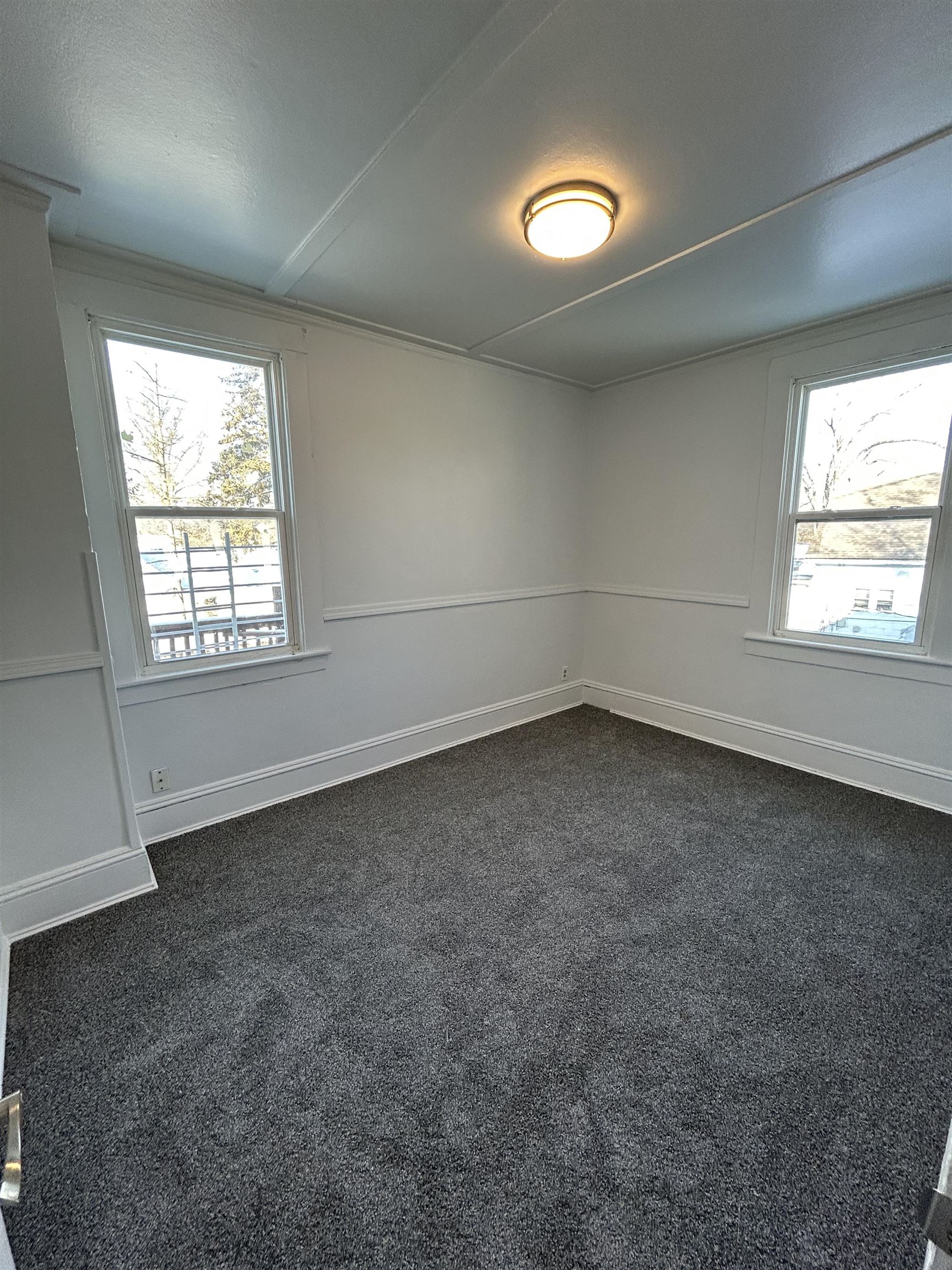 160 South Hickory Street Fond du Lac, WI 54935 - Photo 8 of 21