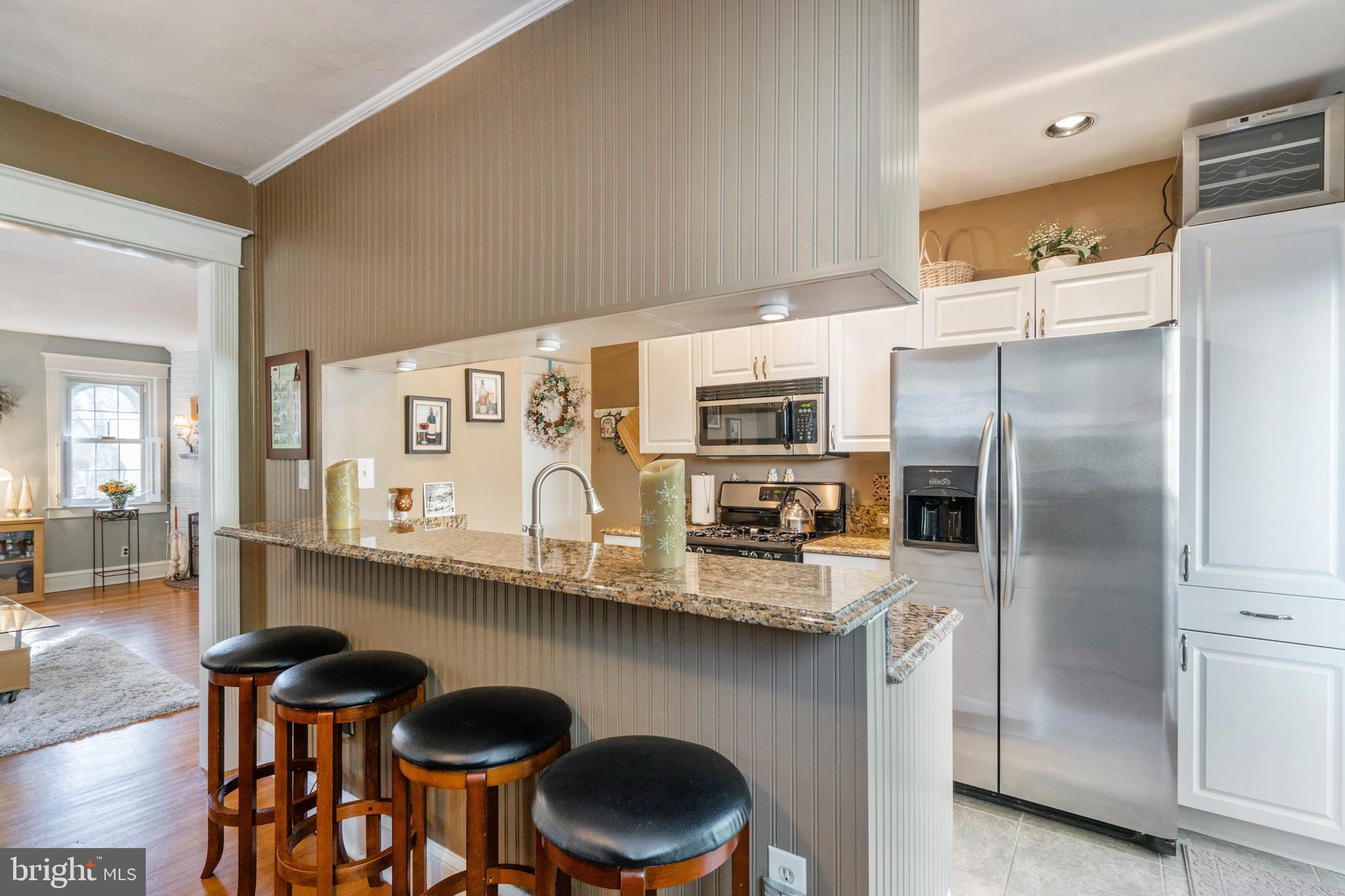 32 Wellington Road Ardmore, PA 19003 - Photo 14 of 35 Breakfast Bar