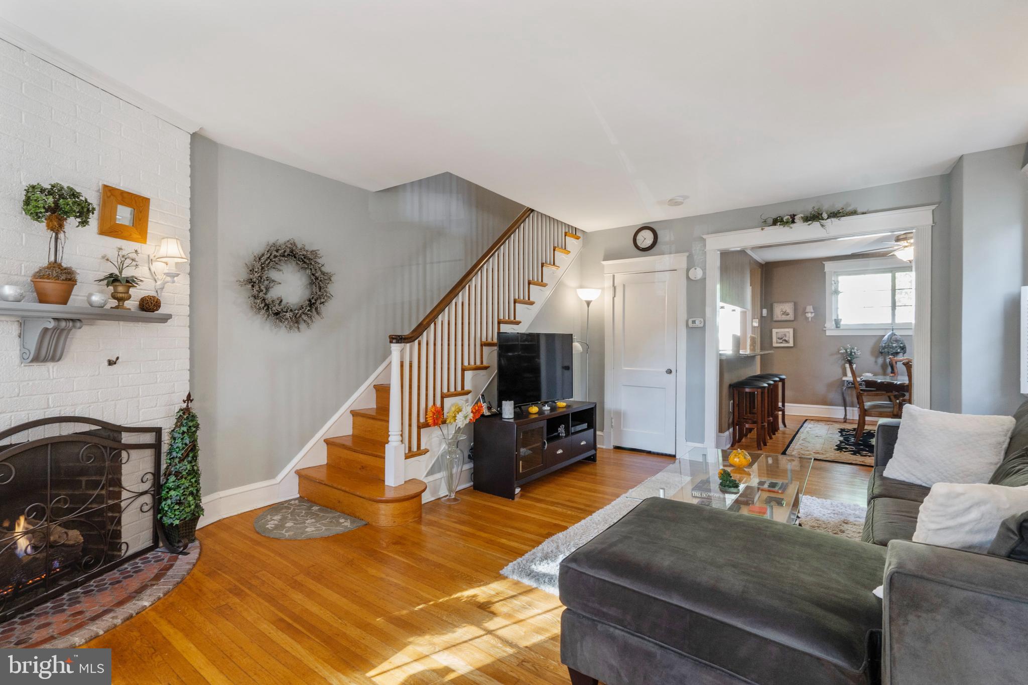 32 Wellington Road Ardmore, PA 19003 - Photo 10 of 35 Staircase to Upper Level