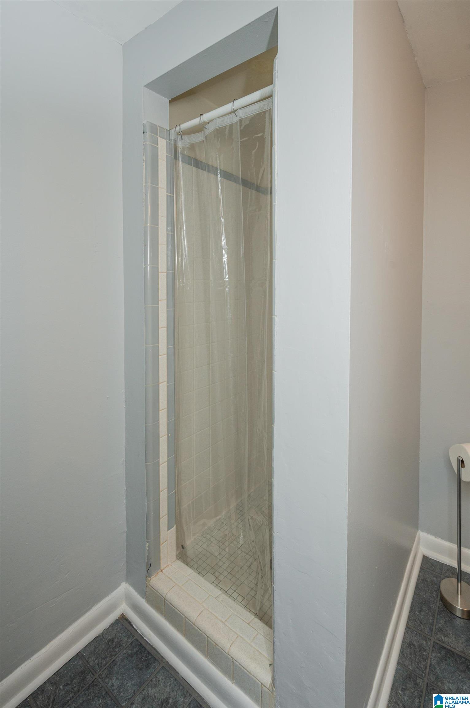 2324 Empire Road Birmingham, AL 35226 - Photo 36 of 43