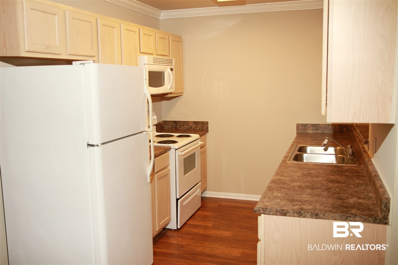 1517 Regency Road, Unit 154 Gulf Shores, AL 36542 - Photo 7 of 24