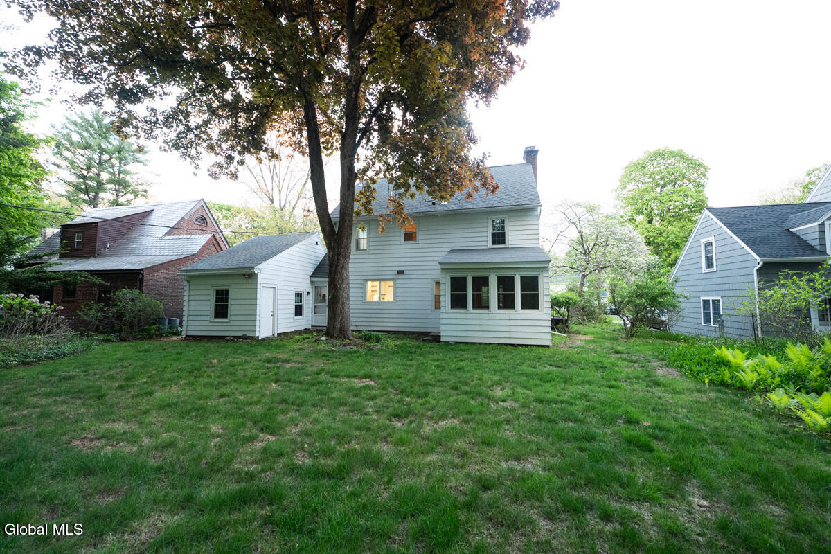 21 Douglas Road Bethlehem, NY 12054 - Photo 25 of 26 DSC_7851