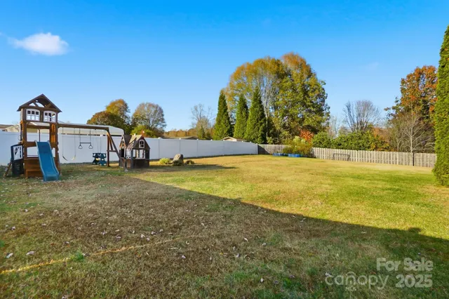 a view of an outdoor space and a yard