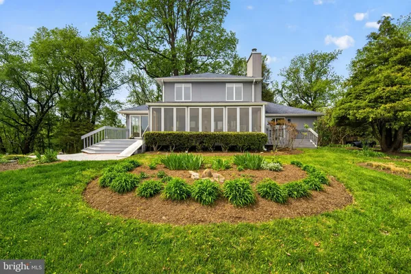 a view of outdoor space and city view