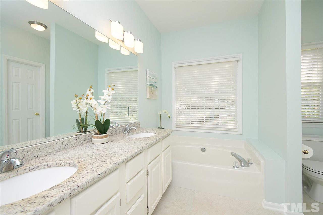 1709 Waltham Way Raleigh, NC 27614 - Photo 14 of 30
