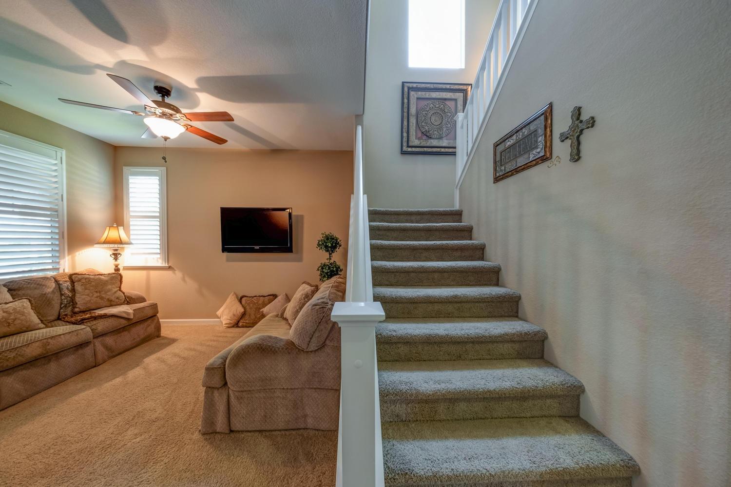 560 Cambridge Drive Reedley, CA 93654 - Photo 18 of 72 Gallery Image 18