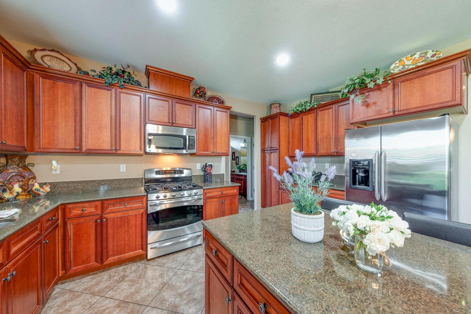 560 Cambridge Drive Reedley, CA 93654 - Photo 27 of 72 Gallery Image 27