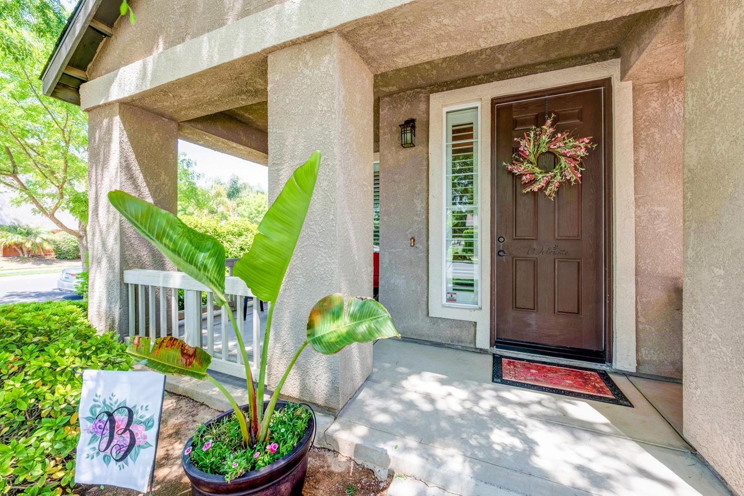 560 Cambridge Drive Reedley, CA 93654 - Photo 4 of 72 Gallery Image 4