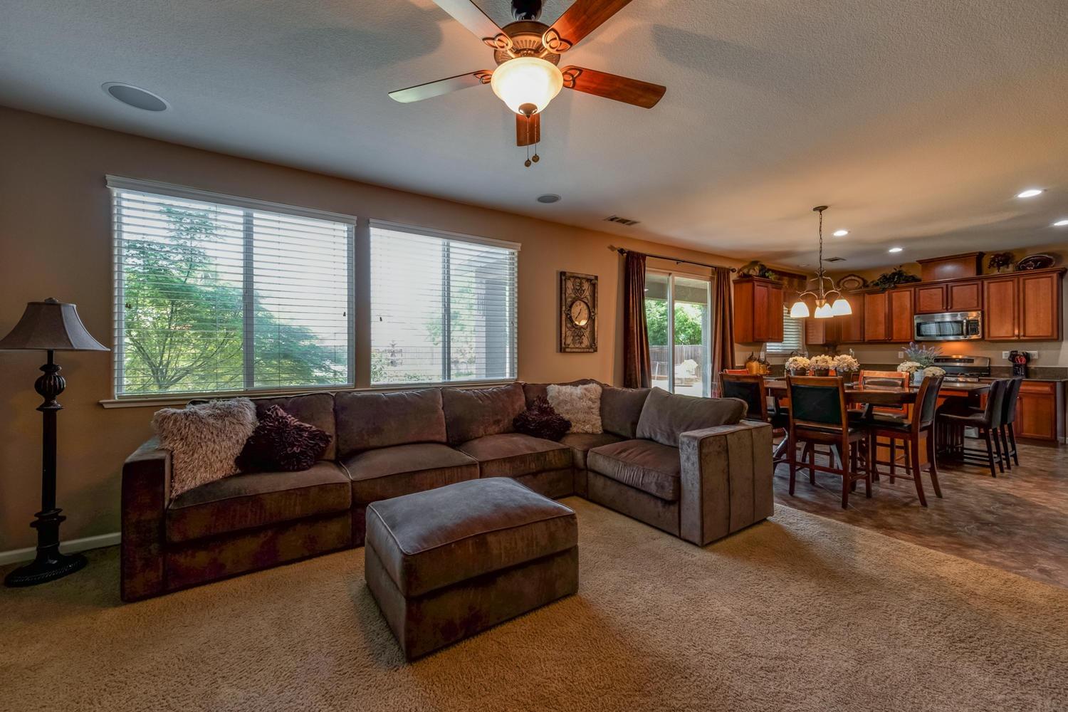560 Cambridge Drive Reedley, CA 93654 - Photo 31 of 72 Gallery Image 31