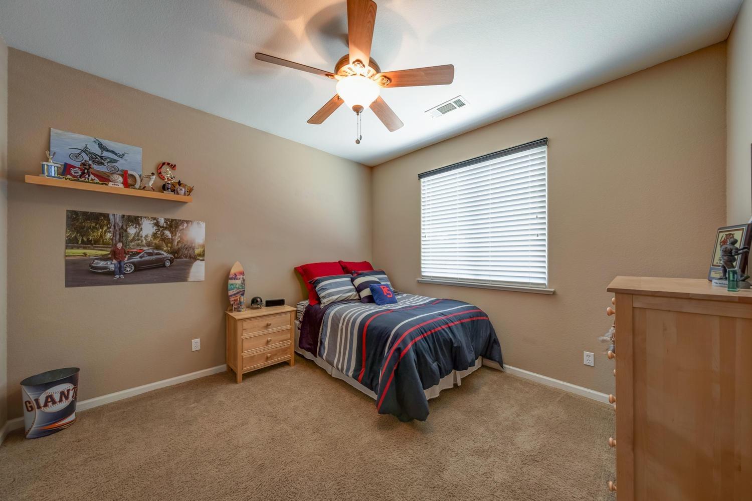560 Cambridge Drive Reedley, CA 93654 - Photo 32 of 72 Gallery Image 32