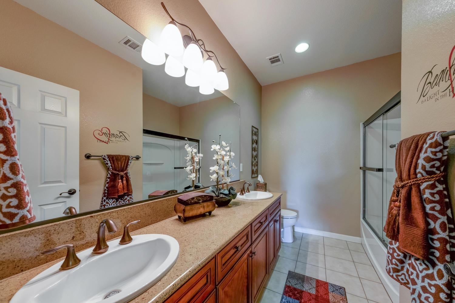 560 Cambridge Drive Reedley, CA 93654 - Photo 45 of 72 Gallery Image 45