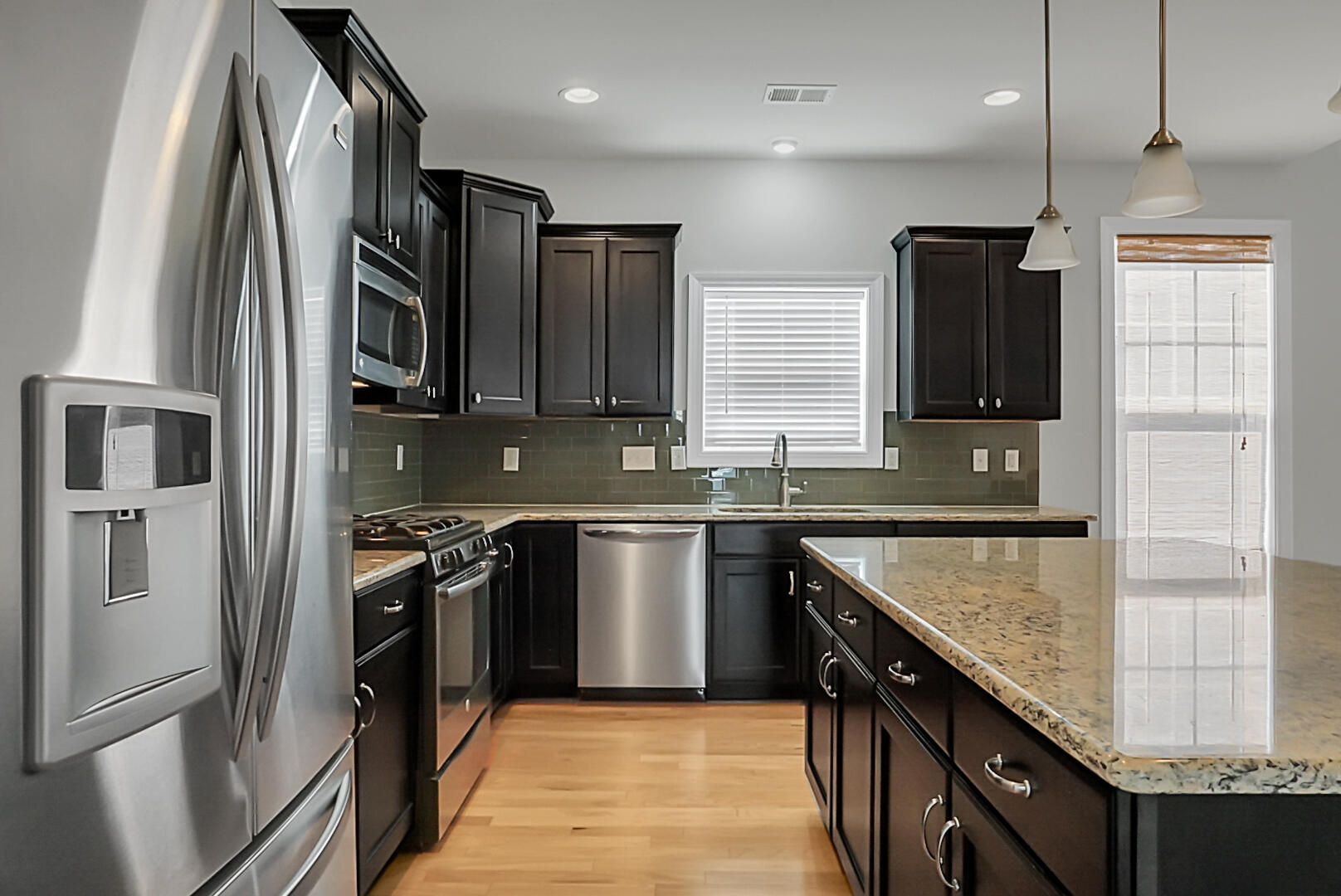 113 Phoebe Road Summerville, SC 29483 - Photo 15 of 55 DSC08773