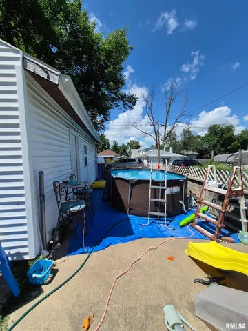 $70,000 | 110 West Park Street, Harrisburg, IL 62946