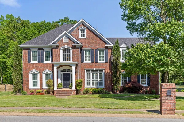 $650,000 | 6913 Autumn Lake Trail, Hixson, TN 37343