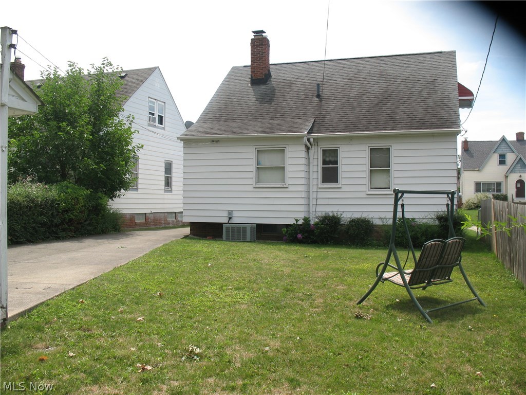 6606 Ridgewood Avenue Parma, OH 44129 - Photo 10 of 12 Gallery Image 10