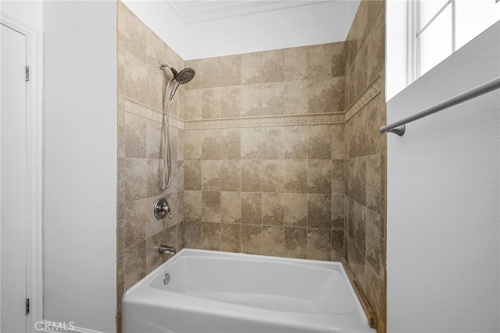6831 Valmont Street, Unit 1 Tujunga, CA 91042 - Photo 23 of 30 a bathroom with a bathtub