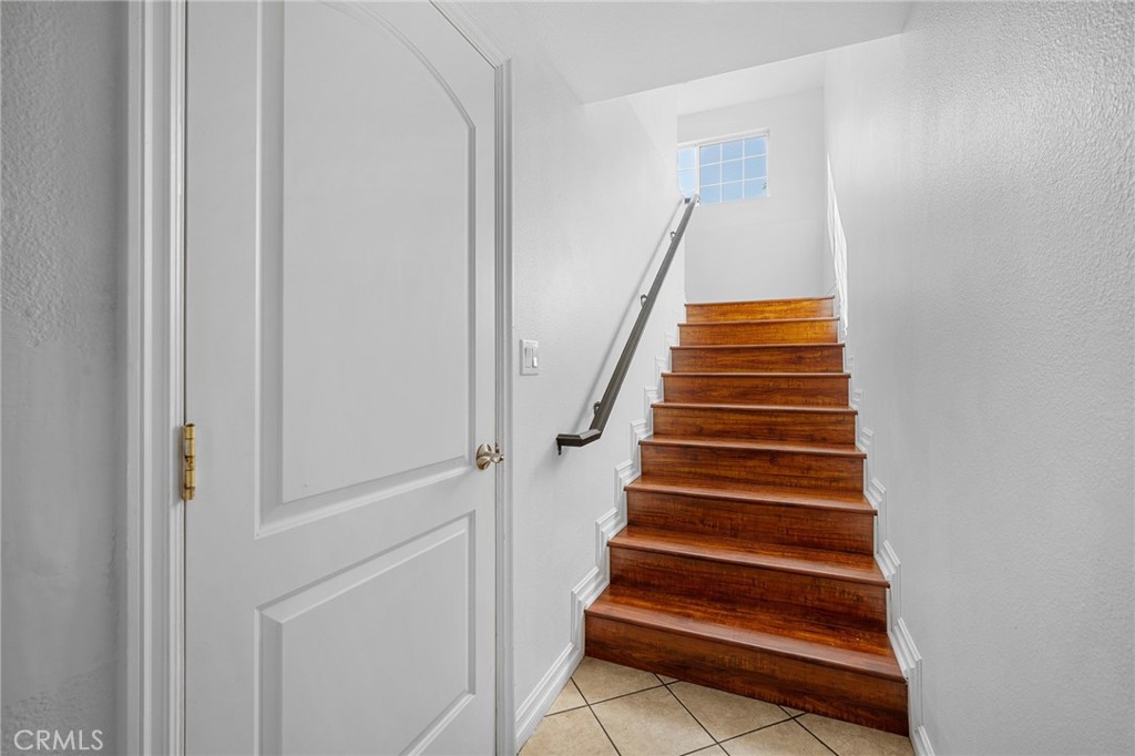 6831 Valmont Street, Unit 1 Tujunga, CA 91042 - Photo 4 of 30 a view of entryway