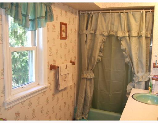 310 Byron Road Pittsburgh, PA 15237 - Photo 11 of 18 2nd Floor Plan.