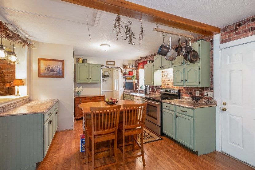 9 River Road Gilford, NH 03249 - Photo 10 of 40