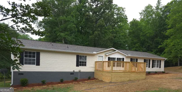 $309,900 | 115 Sunrise Cove Street, Clarkesville, GA 30523