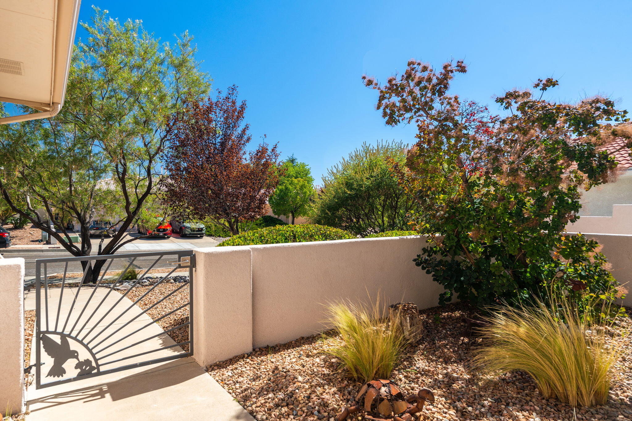 8701 New Hampton Road Northeast Albuquerque, NM 87111 - Photo 4 of 60 Gallery Image 4