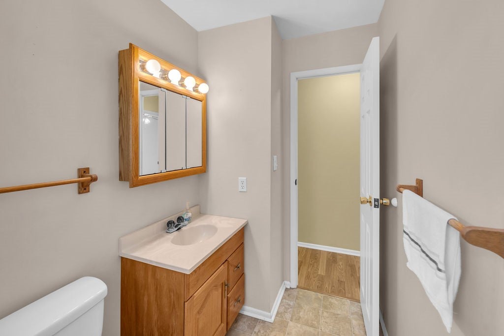 2442 De Soto Court Decatur, IL 62521 - Photo 11 of 31 Gallery Image 11