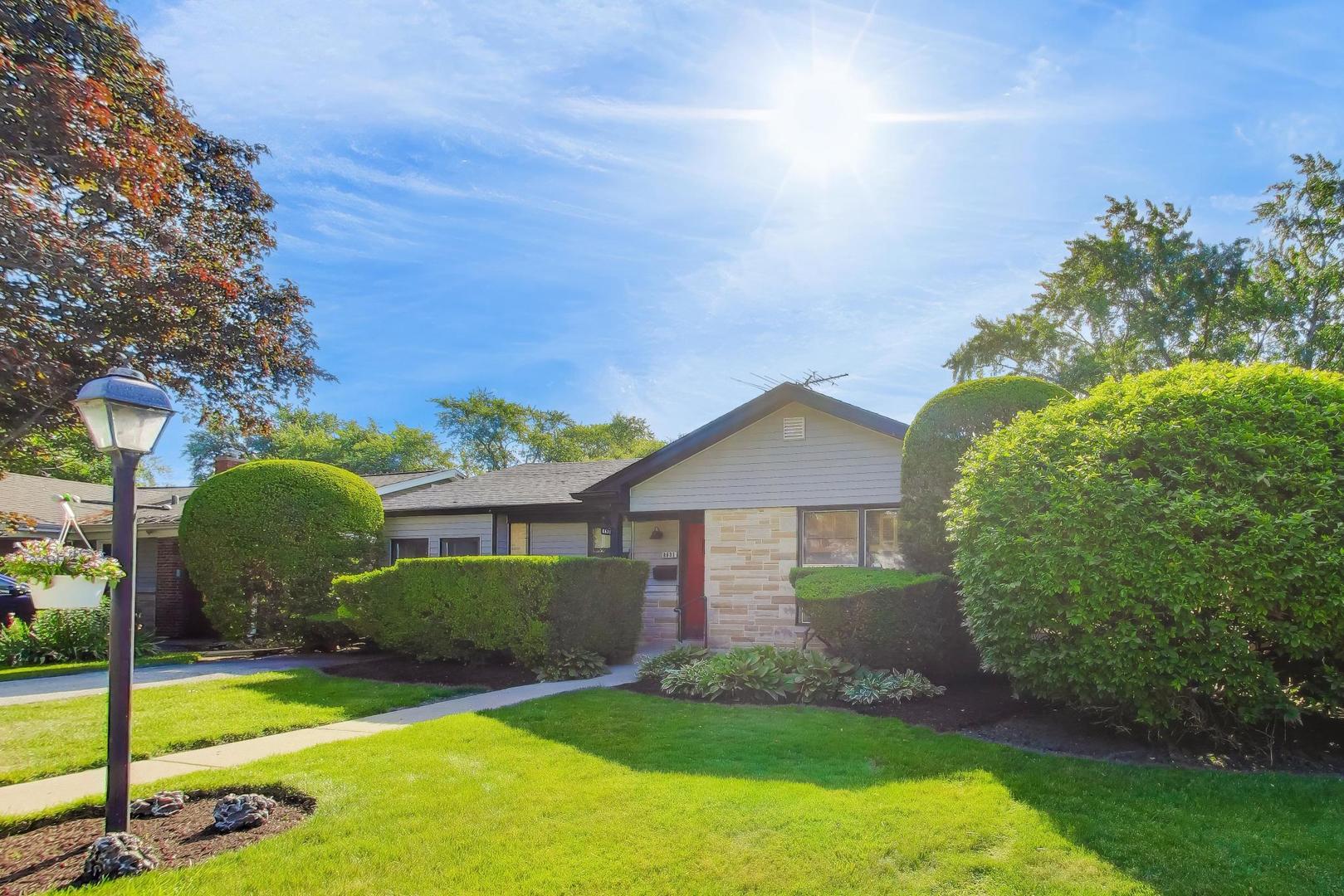 8631 East Prairie Road Skokie, IL 60076 - Photo 2 of 19 Gallery Image 2