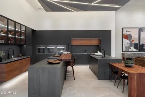 $8,925,000 | 10585 East Crescent Moon Drive, Unit 44, Scottsdale, AZ 85262