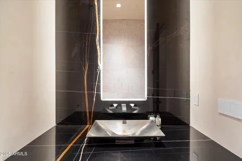 $8,925,000 | 10585 East Crescent Moon Drive, Unit 44, Scottsdale, AZ 85262