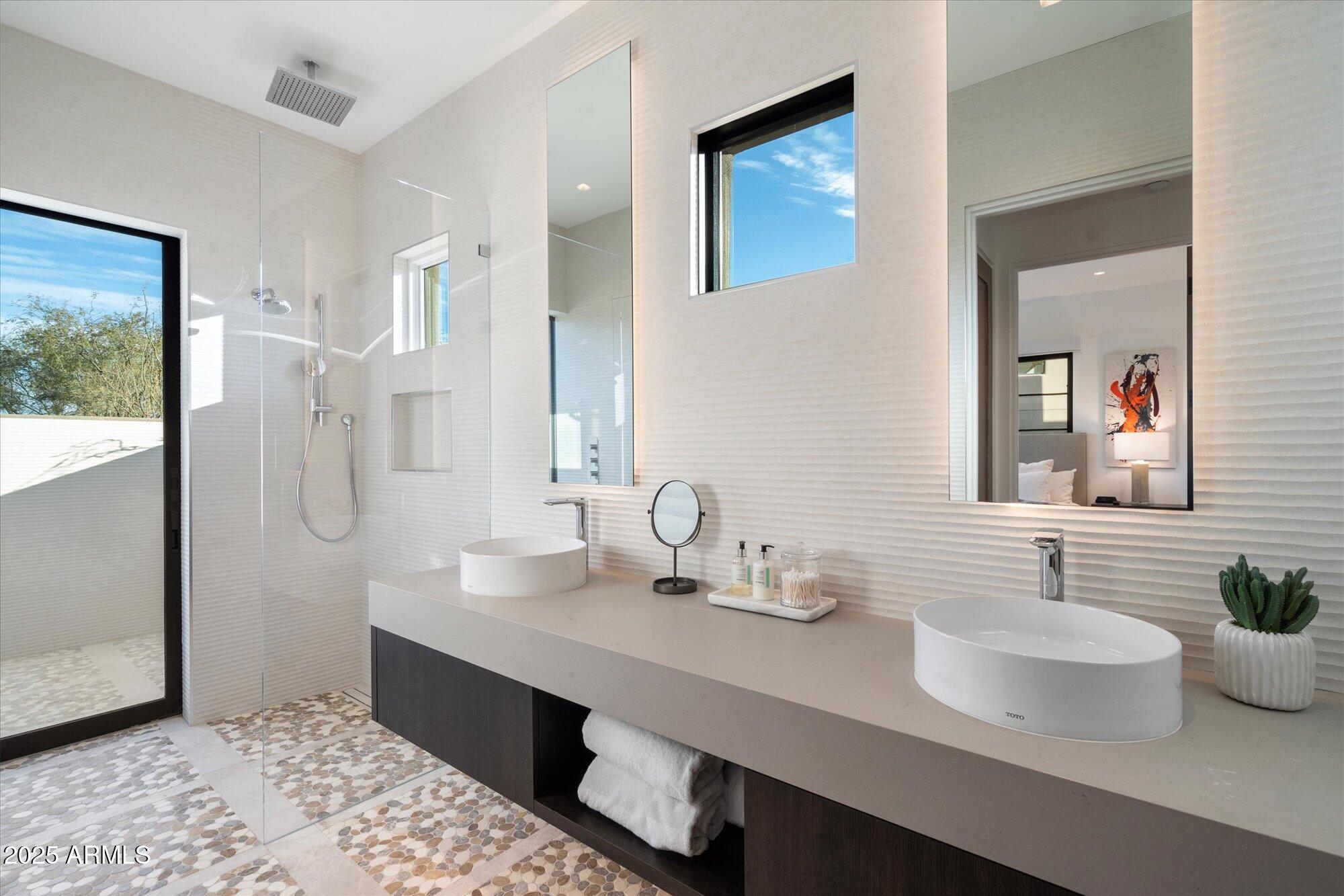 10585 East Crescent Moon Drive, Unit 44 Scottsdale, AZ 85262 - Photo 70 of 88 072-Casita Bathroom