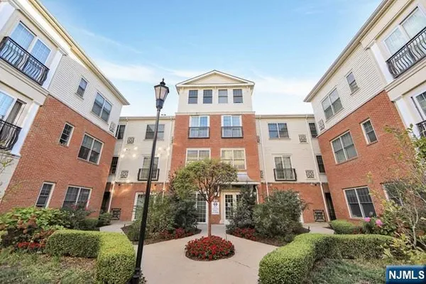 $875,000 | 2315 The Plaza, Tenafly, NJ 07670