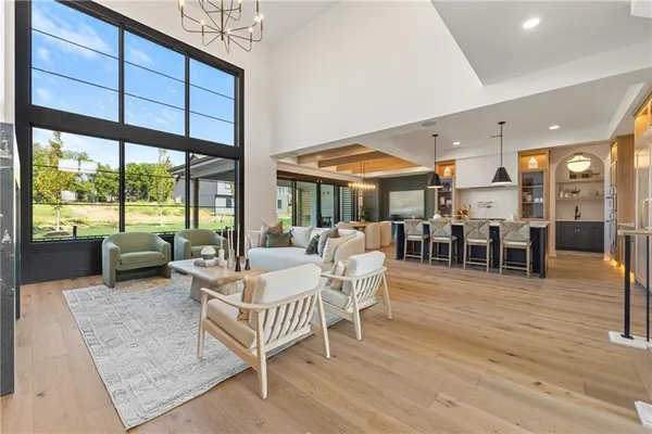 $1,239,900 | 17600 Knox Street, Overland Park, KS 66013