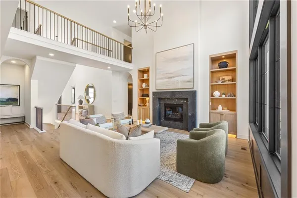 $1,239,900 | 17600 Knox Street, Overland Park, KS 66013