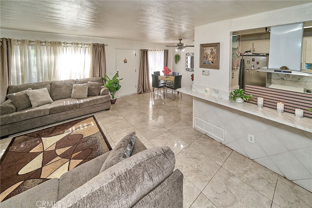 4801 Jackson Street, Unit C Riverside, CA 92503 - Photo 10 of 56