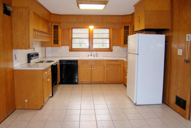 804 Bay Road Queensbury, NY 12804 - Photo 3 of 12 Photo 3