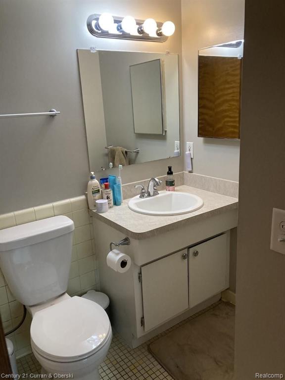 355 East 14 Mile Road, Unit 2 Birmingham, MI 48009 - Photo 5 of 9