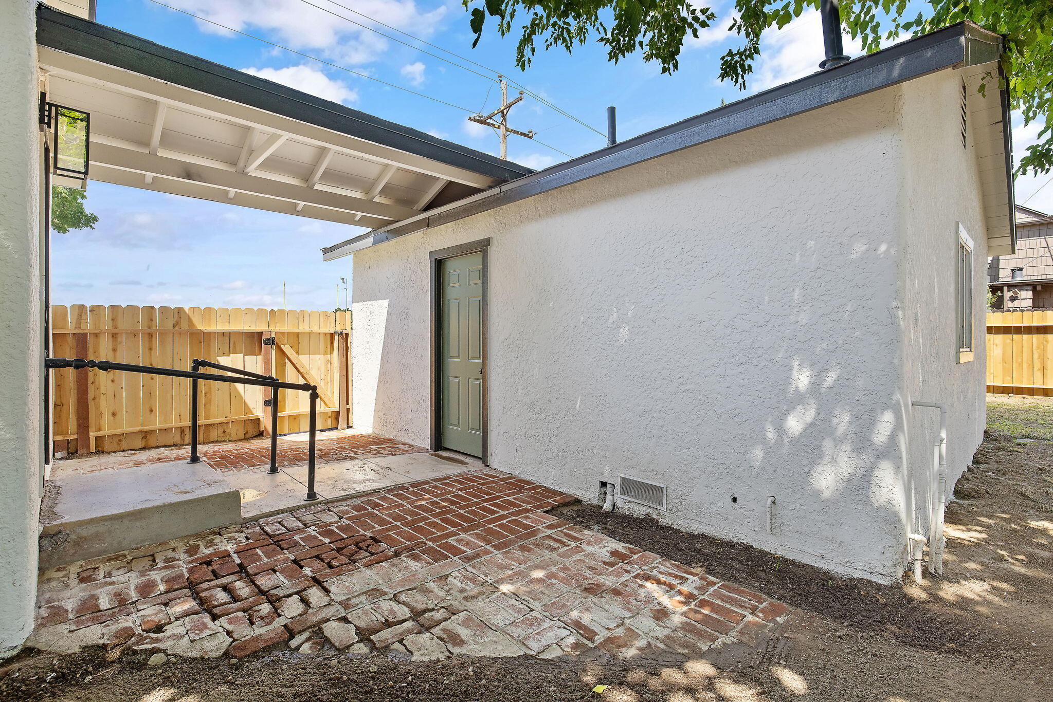301 Lenox Avenue Exeter, CA 93221 - Photo 35 of 41 35-web-or-mls-713A7707