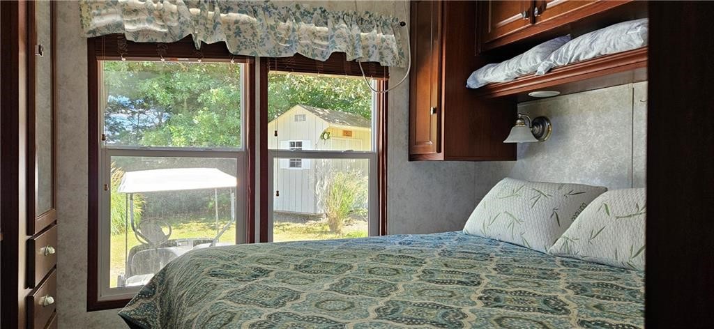 118 Dunns Corner Road Westerly, RI 02891 - Photo 12 of 37