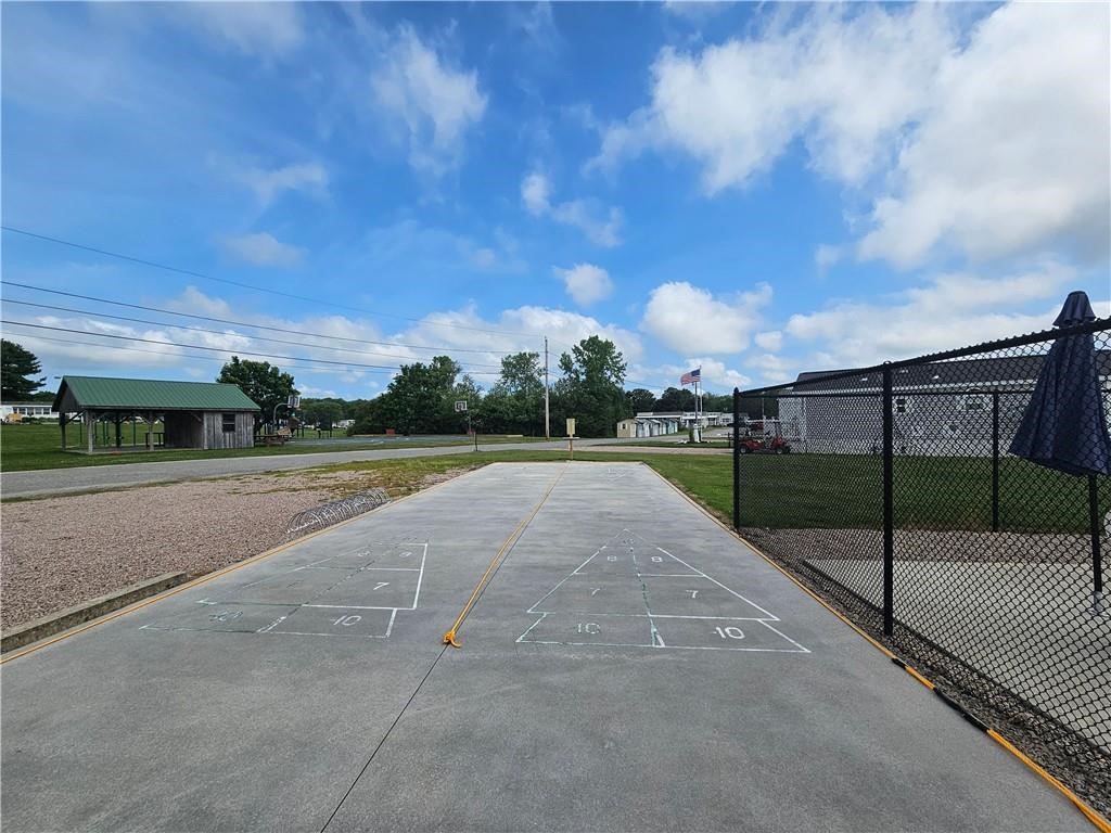 118 Dunns Corner Road Westerly, RI 02891 - Photo 33 of 37