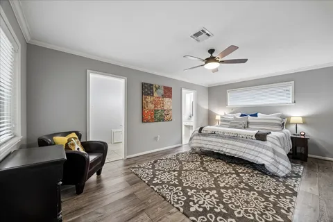 $574,900 | 10714 Sugar Hill Drive, Houston, TX 77042