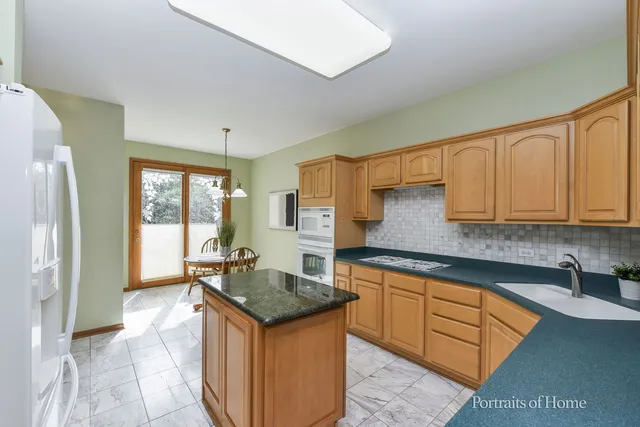 $549,900 | 4258 Stableford Lane, Naperville, IL 60564