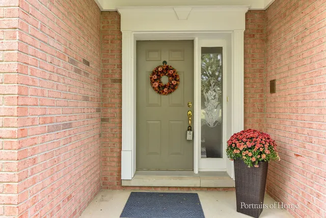 $549,900 | 4258 Stableford Lane, Naperville, IL 60564