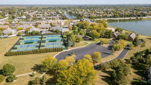 $549,900 | 4258 Stableford Lane, Naperville, IL 60564