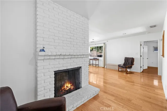 $999,000 | 17419 Leadwell Street, Lake Balboa, CA 91406