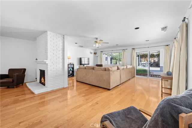 $999,000 | 17419 Leadwell Street, Lake Balboa, CA 91406