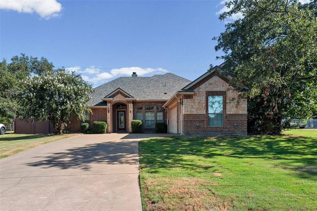 9719 Ravenswood Road Granbury, TX 76049 - Photo 2 of 40 Gallery Image 2