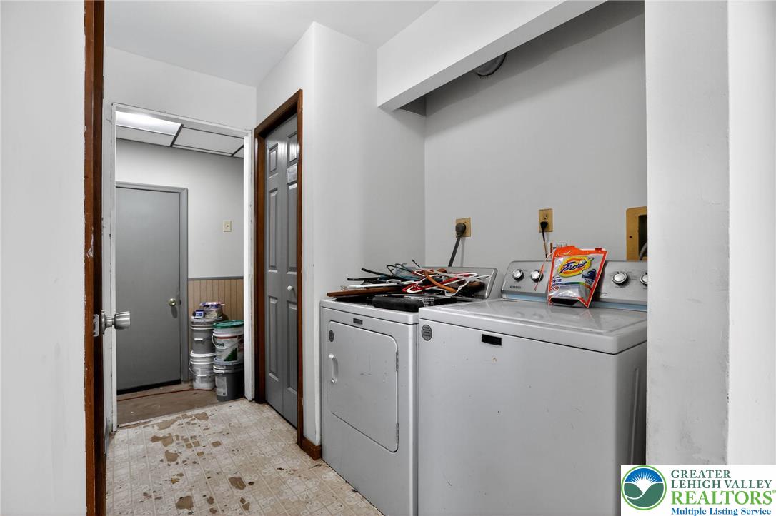 6594 Memorial Road Germansville, PA 18053 - Photo 42 of 49 laundry