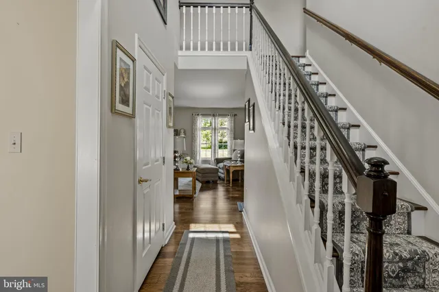 a view of a livingroom and dining room