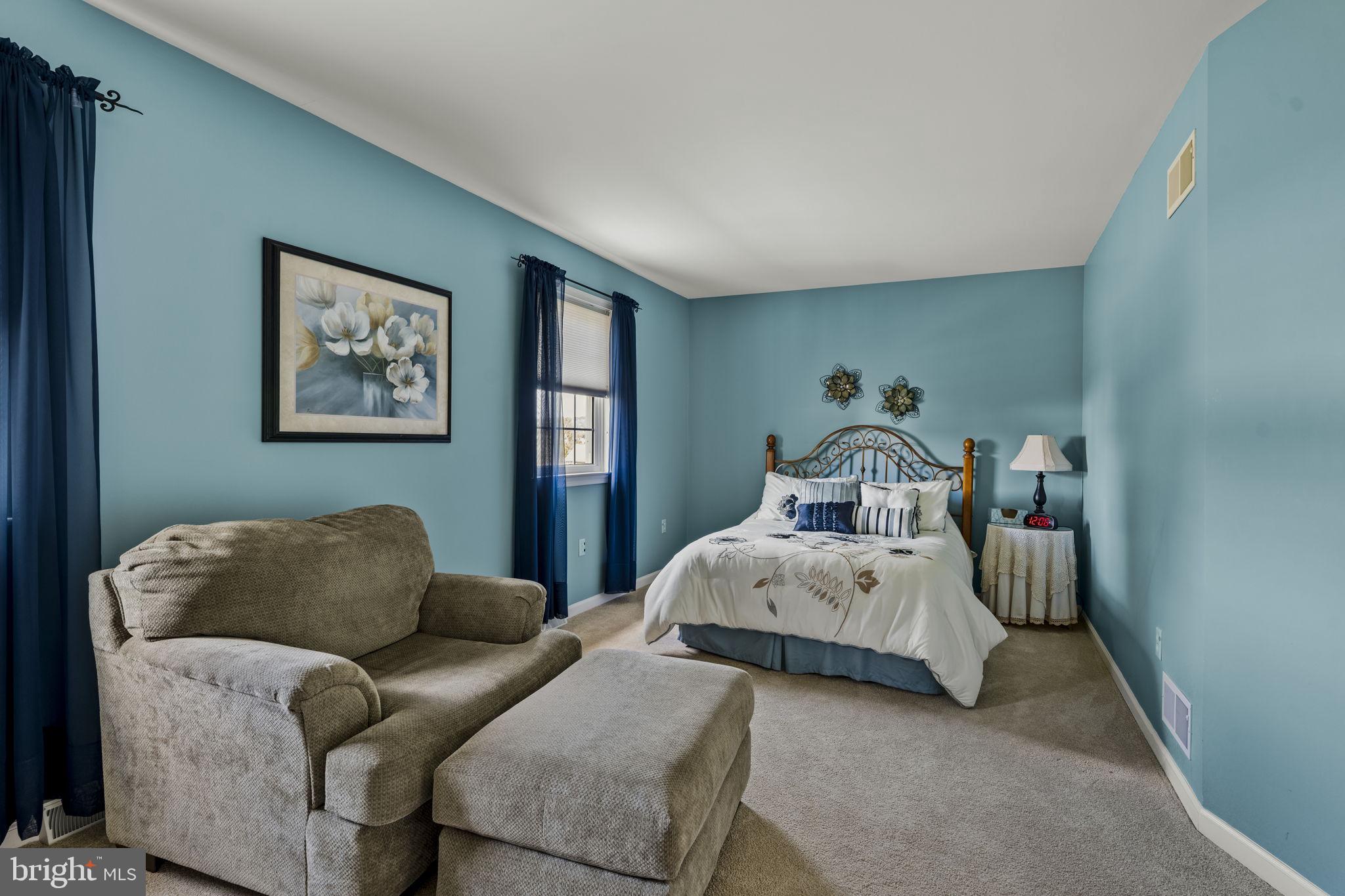 4 Eagle Circle Denver, PA 17517 - Photo 44 of 61 a living room with furniture