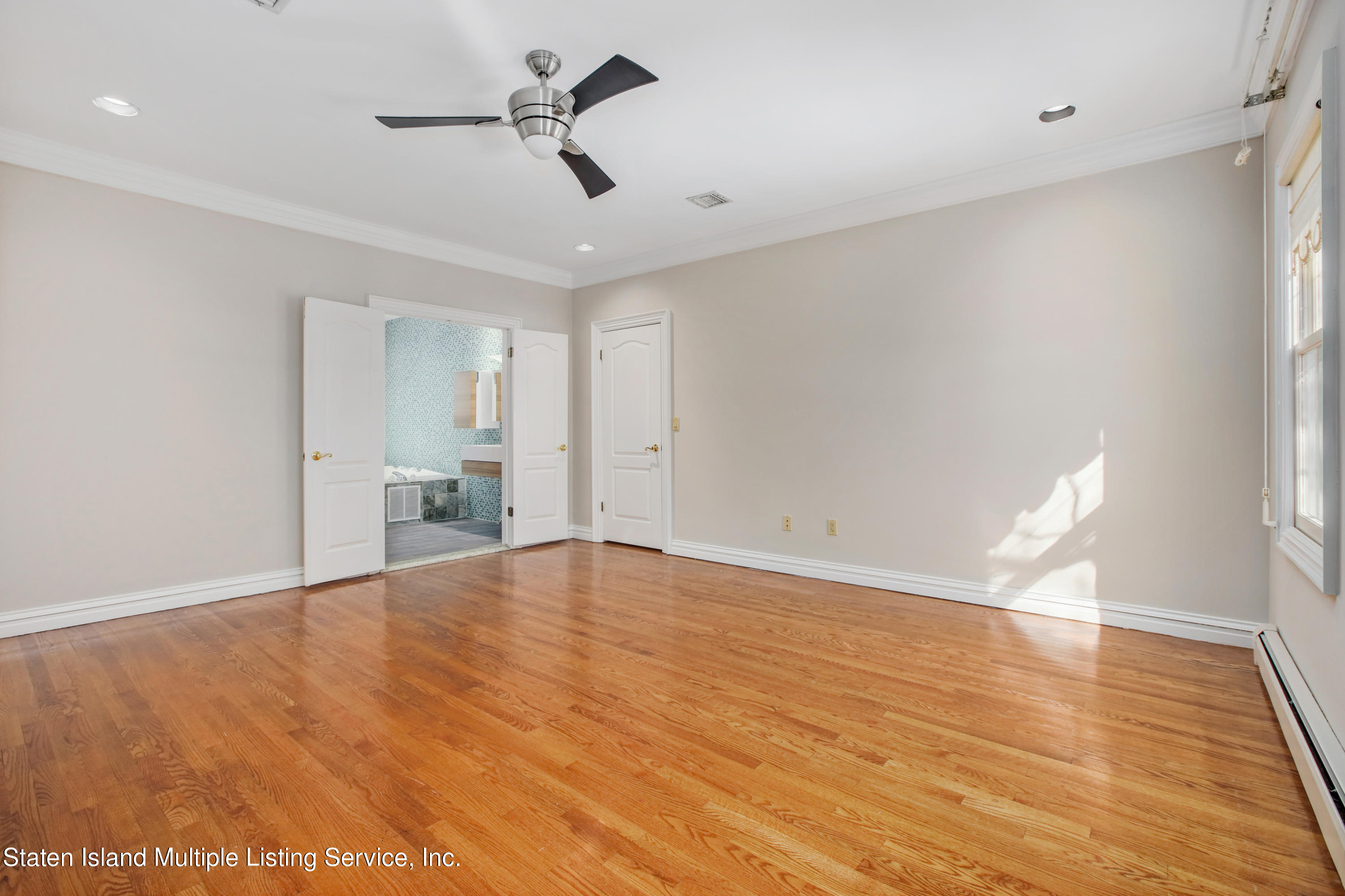 2 Circle Road Staten Island, NY 10304 - Photo 20 of 39 VMD_024